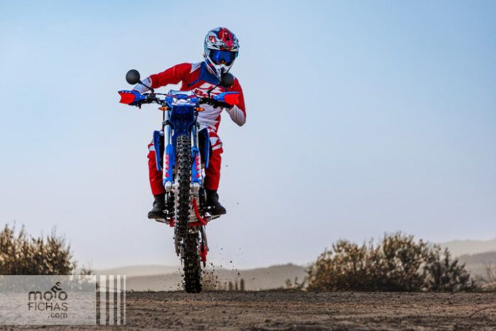 
								BETA RR 125 4T RACING ENDURO full									