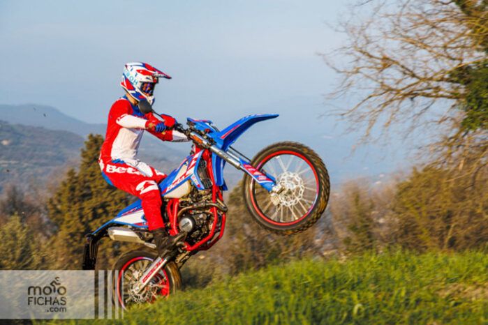 
								BETA RR 125 4T RACING ENDURO full									