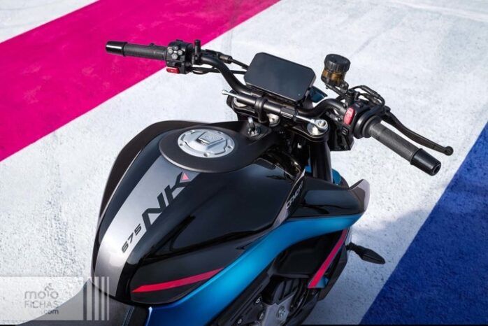 
								CFMOTO 675 NK GP Ltd ASPAR full									