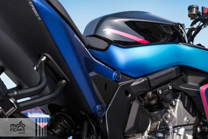 
								CFMOTO 675 NK GP Ltd ASPAR full									